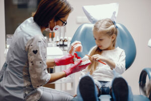 prevenirea cariilor la copii sigilarea dentară dr state