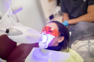 albirea dentară cu lampă zoom stomatologie ramnicu sarat