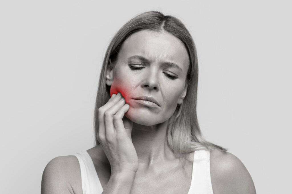Ascultă ți durerea ce îți spune urechea și maxilarul DrState.ro Dentist Râmnicu Sărat