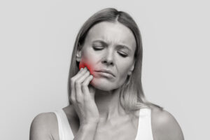 Ascultă ți durerea ce îți spune urechea și maxilarul DrState.ro Dentist Râmnicu Sărat